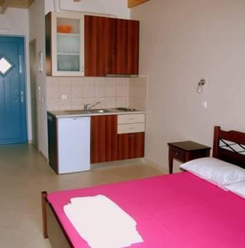 Αλκυονη Διαμερισματα Hotell Paralia Vrachou Eksteriør bilde