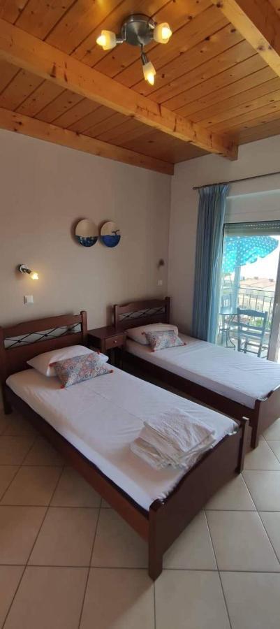 Αλκυονη Διαμερισματα Hotell Paralia Vrachou Eksteriør bilde