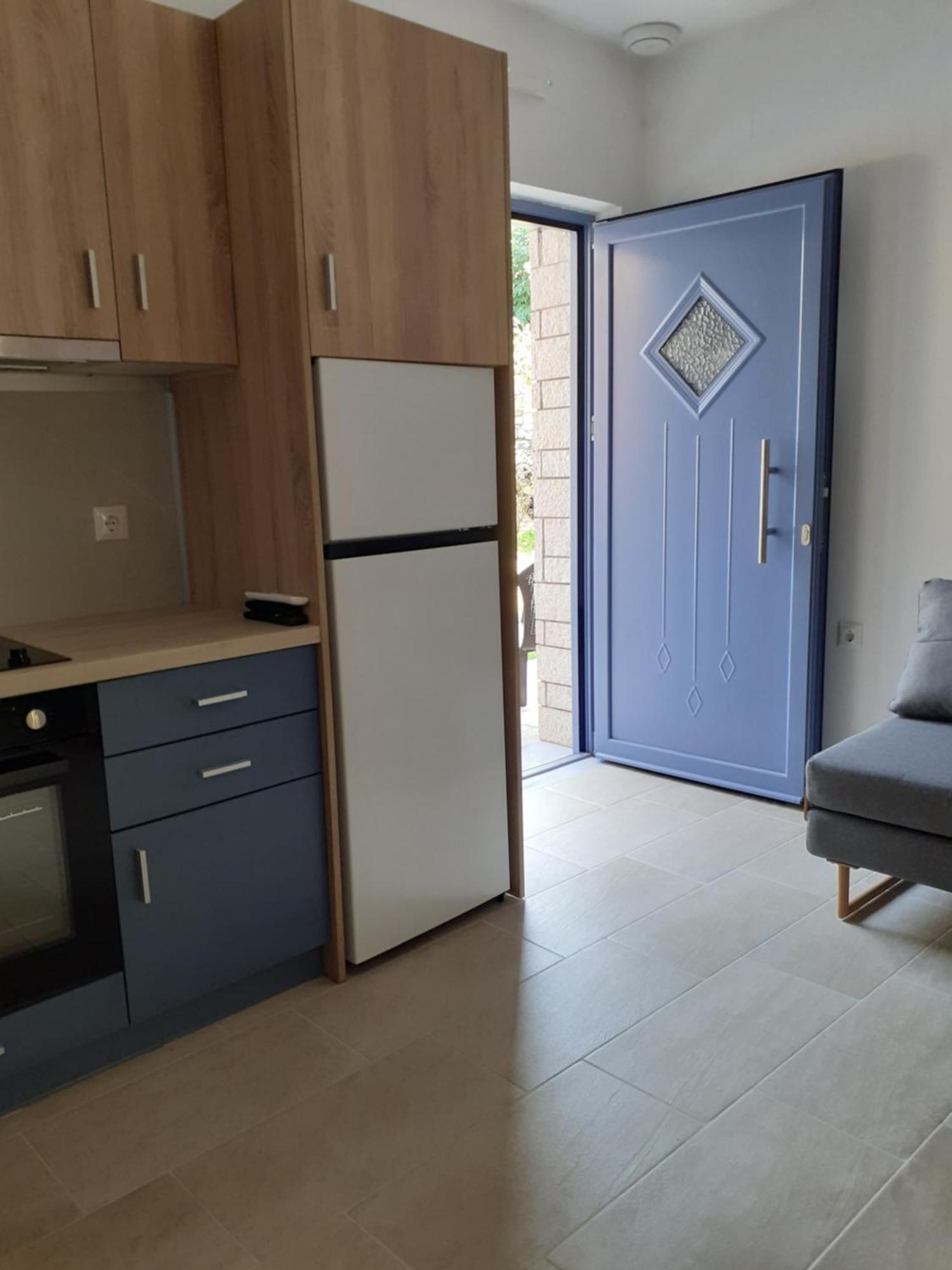 Αλκυονη Διαμερισματα Hotell Paralia Vrachou Eksteriør bilde