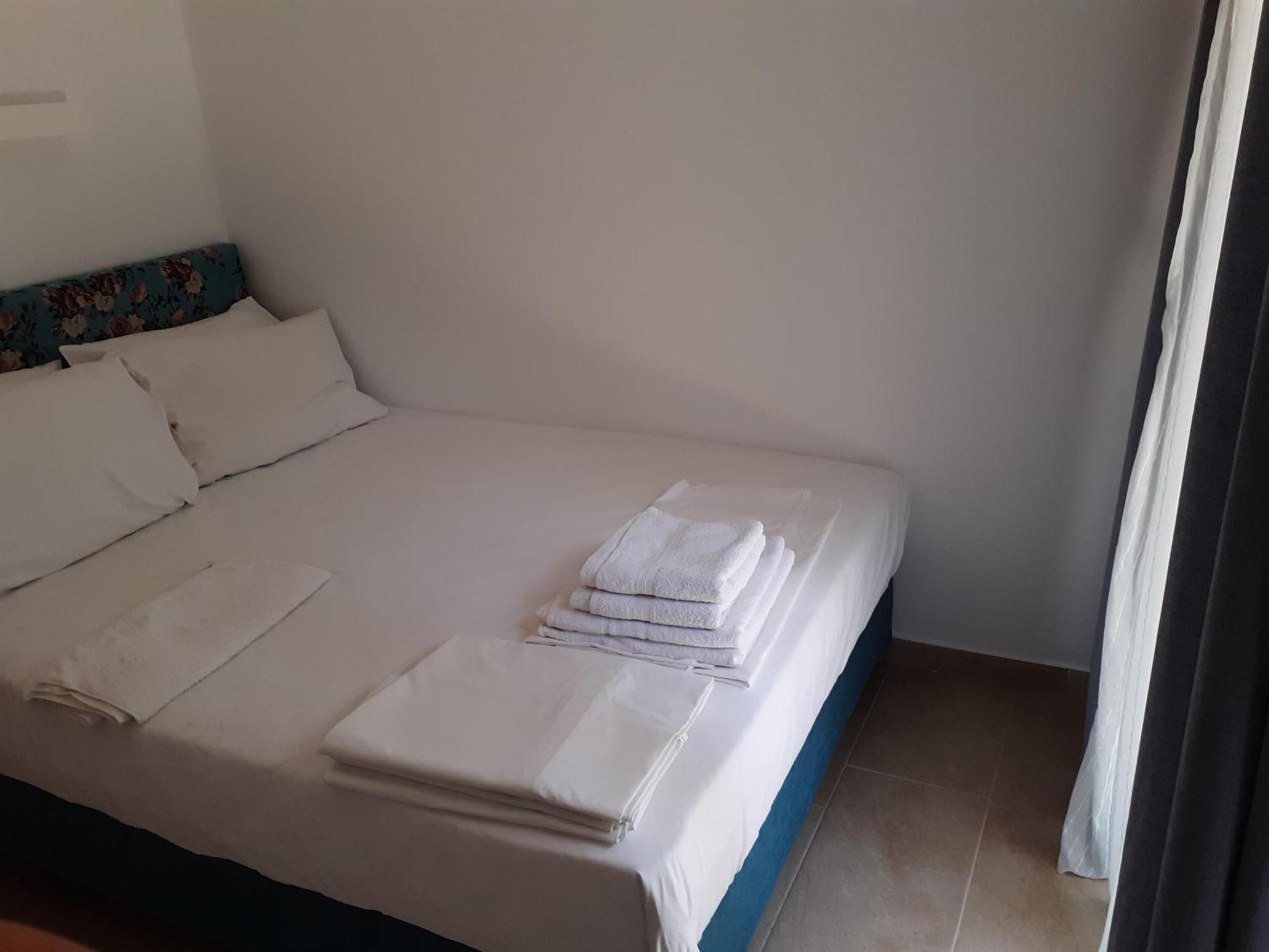 Αλκυονη Διαμερισματα Hotell Paralia Vrachou Eksteriør bilde